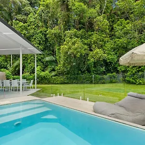 https://amiri-on-holbrook-pet-friendly.hotelssunshinecoast.net