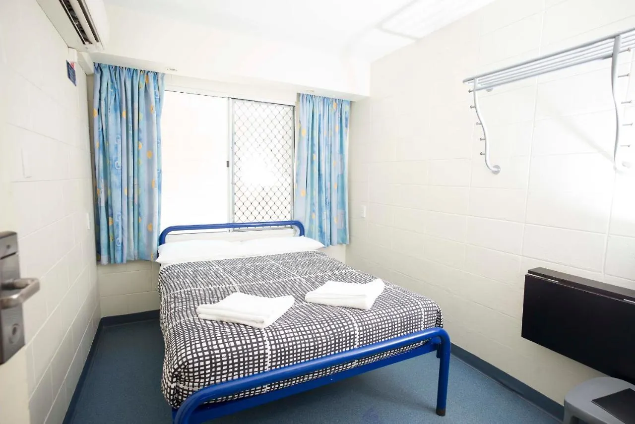 Yha Cairns Central