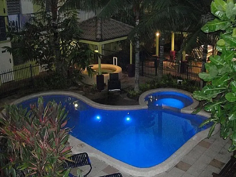 Yha Cairns Central Hostel