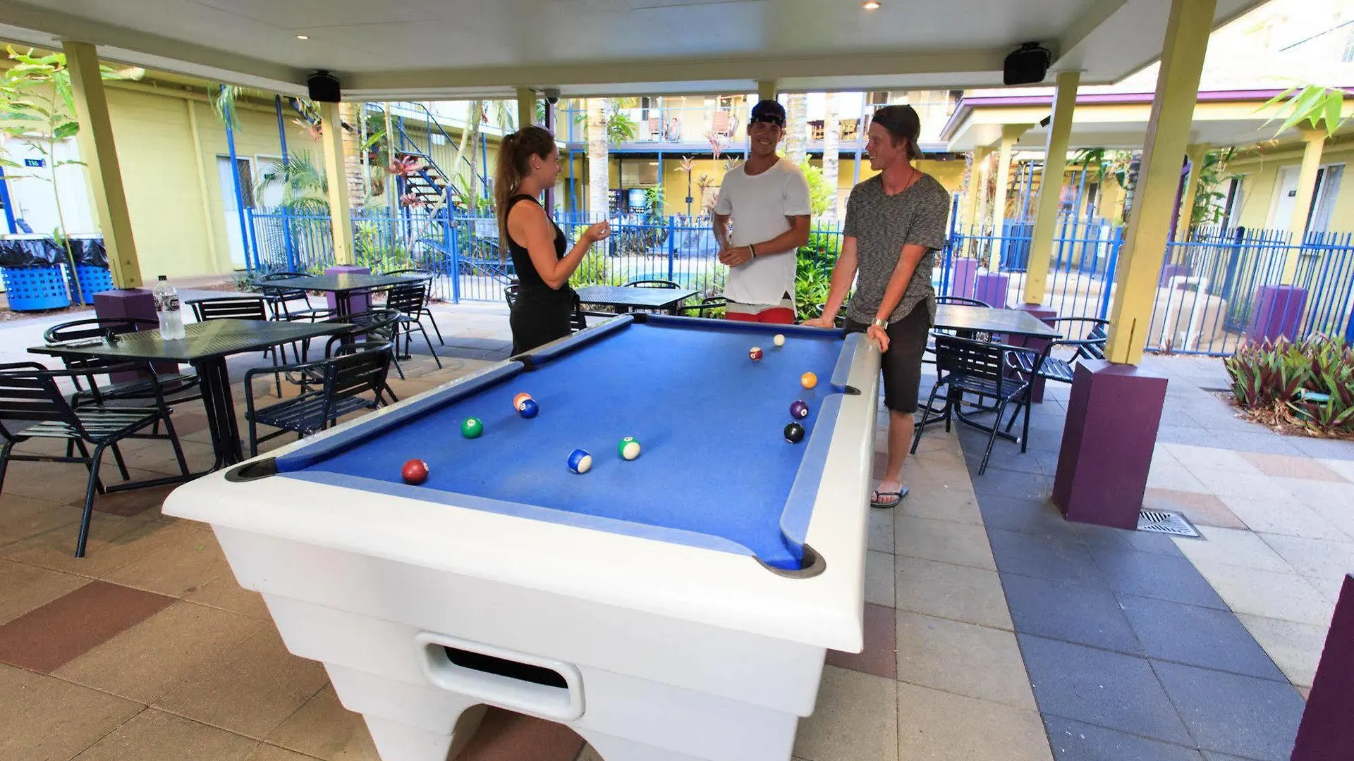 Yha Cairns Central 0*,