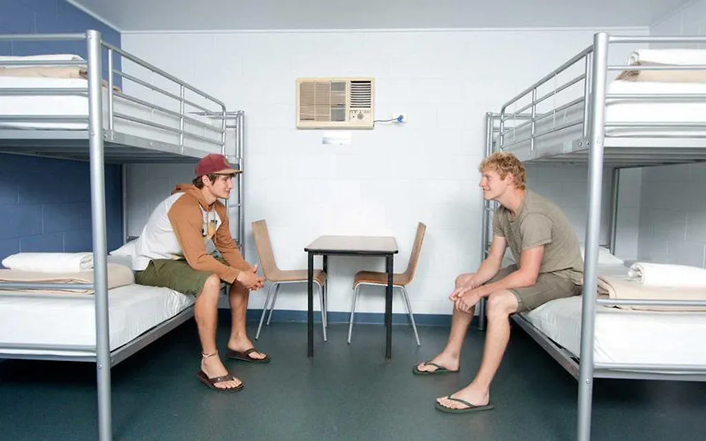 Yha Cairns Central Australia